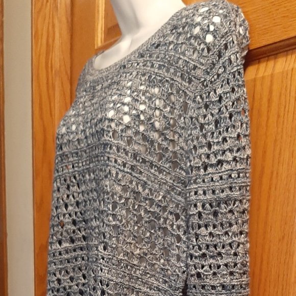 Lightweight Sweater - Picture 2 of 5